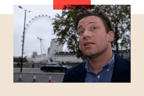 Getty Images Jamie Oliver en Portcullis House para presentar sus estrategias para combatir la obesidad infantil ante el Comité de Salud en 2015