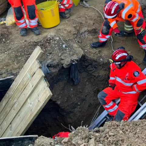 LFB Rescue crews on the scene