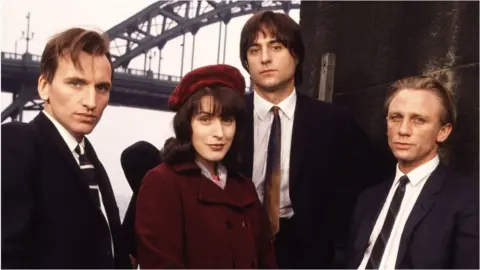 Christopher Eccleston, Gina McKee, Mark Strong and Daniel Craig in Our Friends in the North