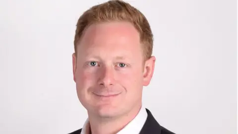 PETE KNOTT Pete Knott