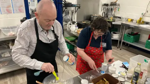 Foothold Cymru cookery class