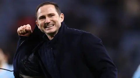 Frank Lampard punches the air in delight after his Coventry City side returned to the top of the Championship by beating Middlesbrough