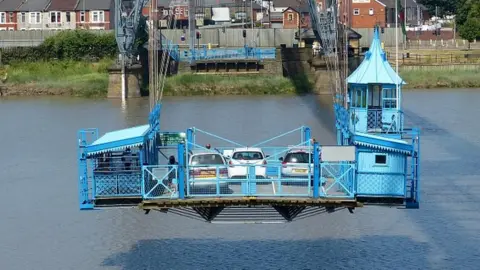 Robin Drayton/Geograph Newport Transporter Bridge gondola