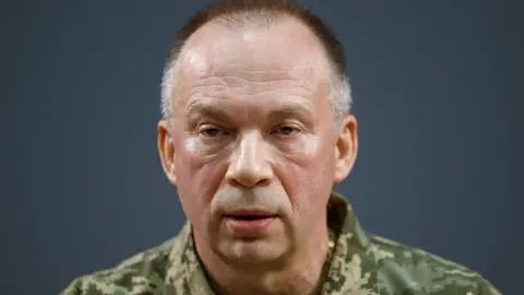 VALENTYN OGIRENKO Tướng Oleksandr Syrskyi