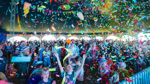 Milner Creative Crowds at Yorkshire Balloon Fiesta