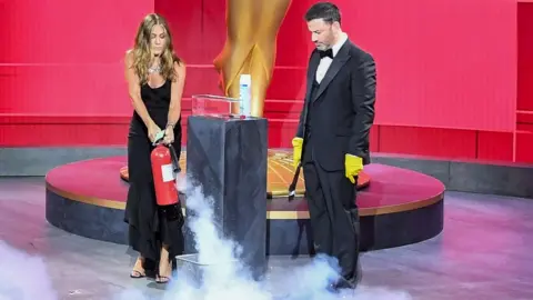 EPA Jennifer Aniston and Jimmy Kimmel