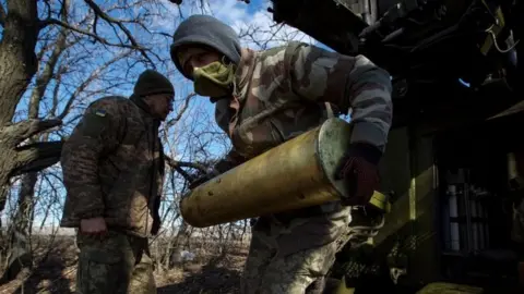 Reuters Ukrainian troops near the Bakhmut frontline