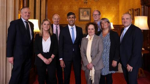 Rishi Sunak meets with former sub-postmasters at Downing Street