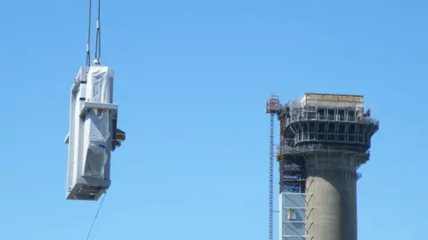 Sellafield Removal of the "monolith"