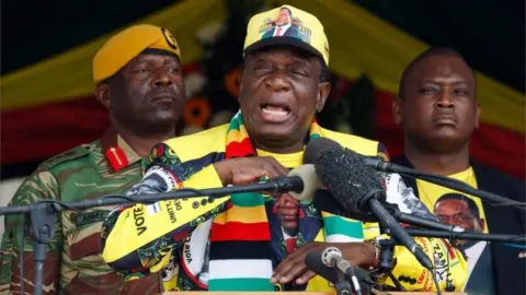 Getty Images Emmerson Mnangagwa delivers a speech during a "Thank You" rally on November 24, 2018, in Murombedzi, Zvimba, Mashonaland West, Zimbabwe