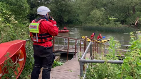 BBC Crews from Avon Fire and Rescue simulate a river rescue