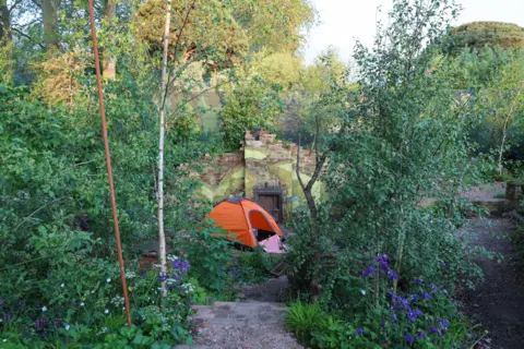 Getty Images A general view of the atmosphere at the Chelsea Flower Show for Centrepoint to raise awareness about youth homelessness in the UK on May 21, 2023 in London, England.