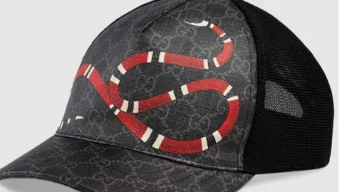 AN GARDA SIOCHÁNA Hat