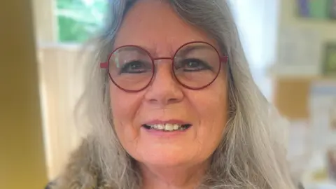 Jillian Farr attends lunch in Wanstead