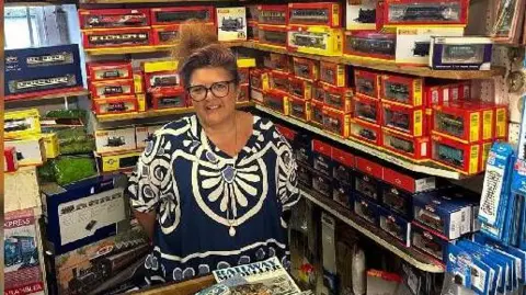 Delyth James Albatross Toys and Models