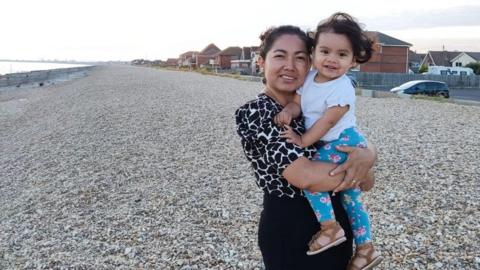 Cenia and her daughter