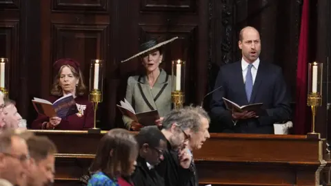 Reuters El príncipe de Gales y Catalina, princesa de Gales, representaron al rey Carlos en la ceremonia del miércoles.