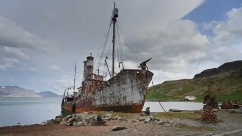 Jeff Overs / BBC Abandoned ship in Grytviken