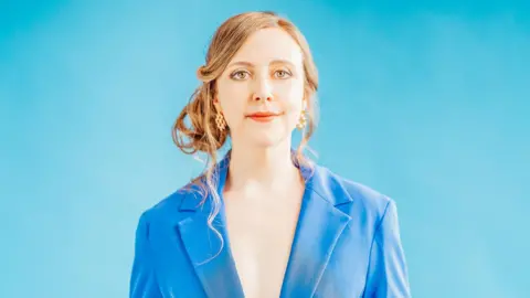 Siobhan Miller Siobhan Miller