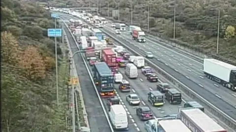 M25 Chaos: Delays