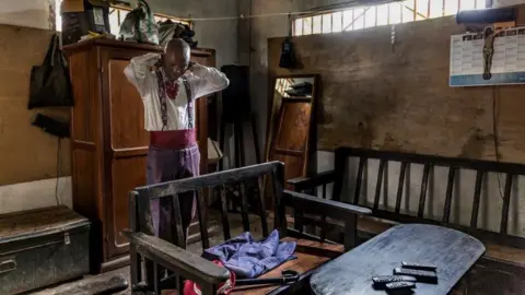 Tariq Zaidi Severin Mouyengo