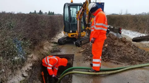 Thames Water Thames Water staff fixing a pipe