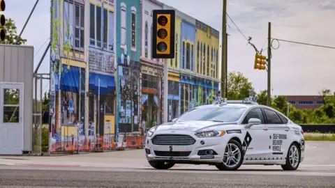 Ford Ford and Domino's autonomous delivery vehicle