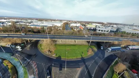 Hull A63 delays to run into weekend as bridge defect discovered