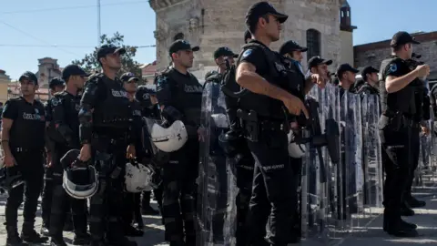 Getty Images Turkish police, Istanbul