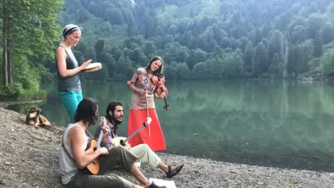 Tango Maluco The Tango Maluco group in Turkey, July 2020