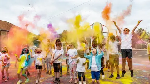  Esme Mai Members of the community art company, ARCADE, working with children from The Barn and York Dance Space as part of the Tadcaster Dance Project