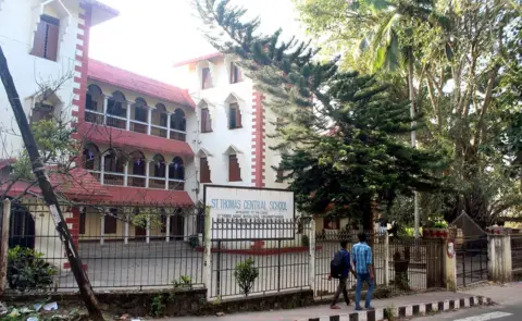 Vivek Nair The St Thomas Central School