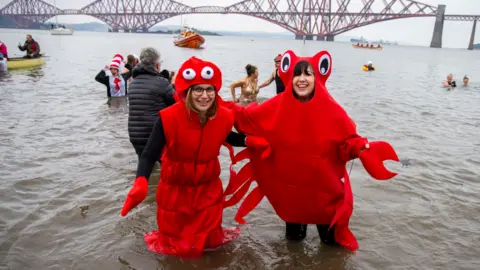 Susie Gray (TCSPR) loony dook