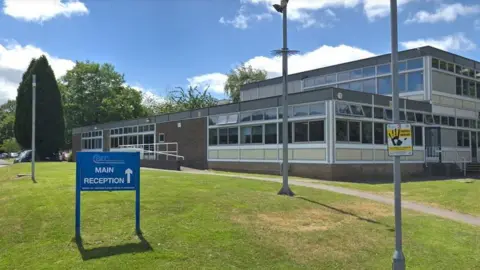 Google Cranbourne College in Basingstoke