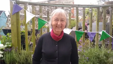 Bronwen Davies Bronwen Davies