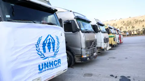 EPA Trucks carrying aid into Syria