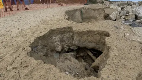 Alex Dunlop/BBC Hemsby beach sinkholes, Aug 2023