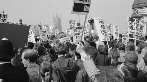 Ten days that toppled Margaret Thatcher - BBC News