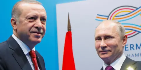 Reuters Russia's President Putin (R) and Turkey's President Erdogan, at G20 in Hamburg, July 2017