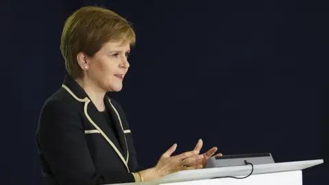 Scottish government Sturgeon briefing