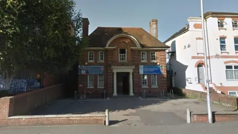 Google Arthur Hill Memorial Baths in Reading