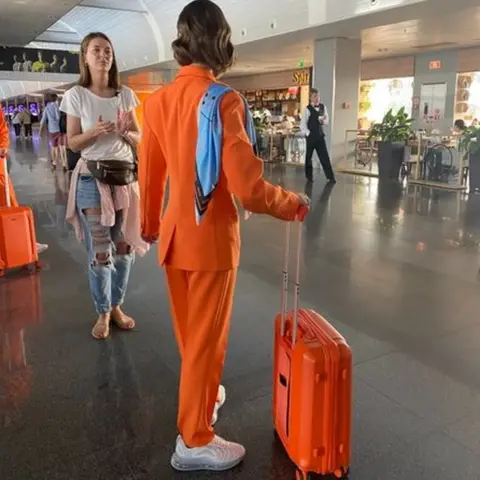 SkyUp Airlines Press service The new uniform