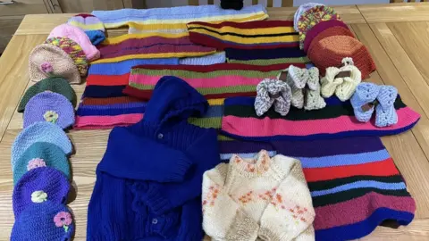 Alison Vohmann Knitted items