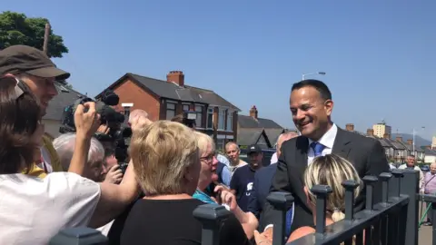 Leo Varadkar shaking hands