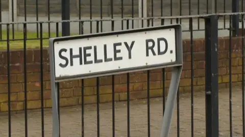 Shelley Road sign