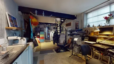 Savills Interior of 1 Fulford St