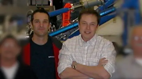 Archive photo of Tom Mueller (left) and Elon Musk (right).