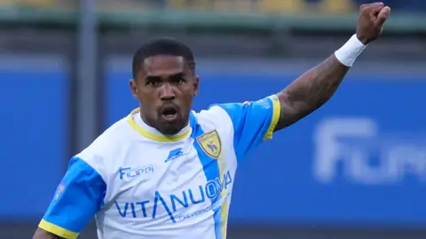 Douglas Costa in action for AC Chievo Verona