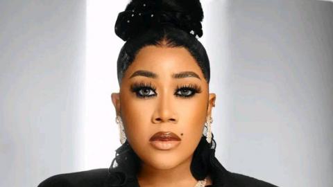 Moyo Lawal video: Nigerian actress speak on leaked sex clip - BBC News