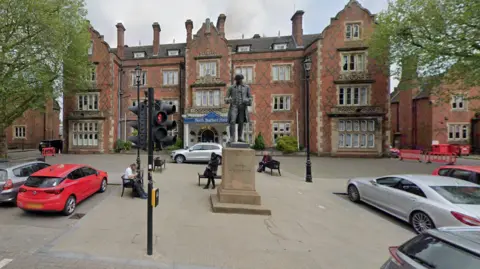 Google Winton Square, Stoke
